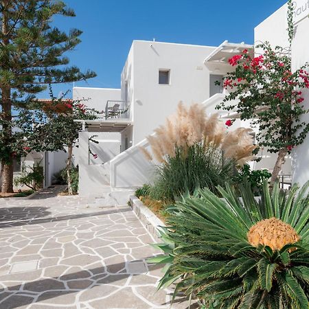 Nautilus Apartments-Suites Páros Buitenkant foto