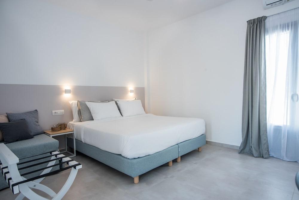 Nautilus Apartments-Suites Páros Buitenkant foto