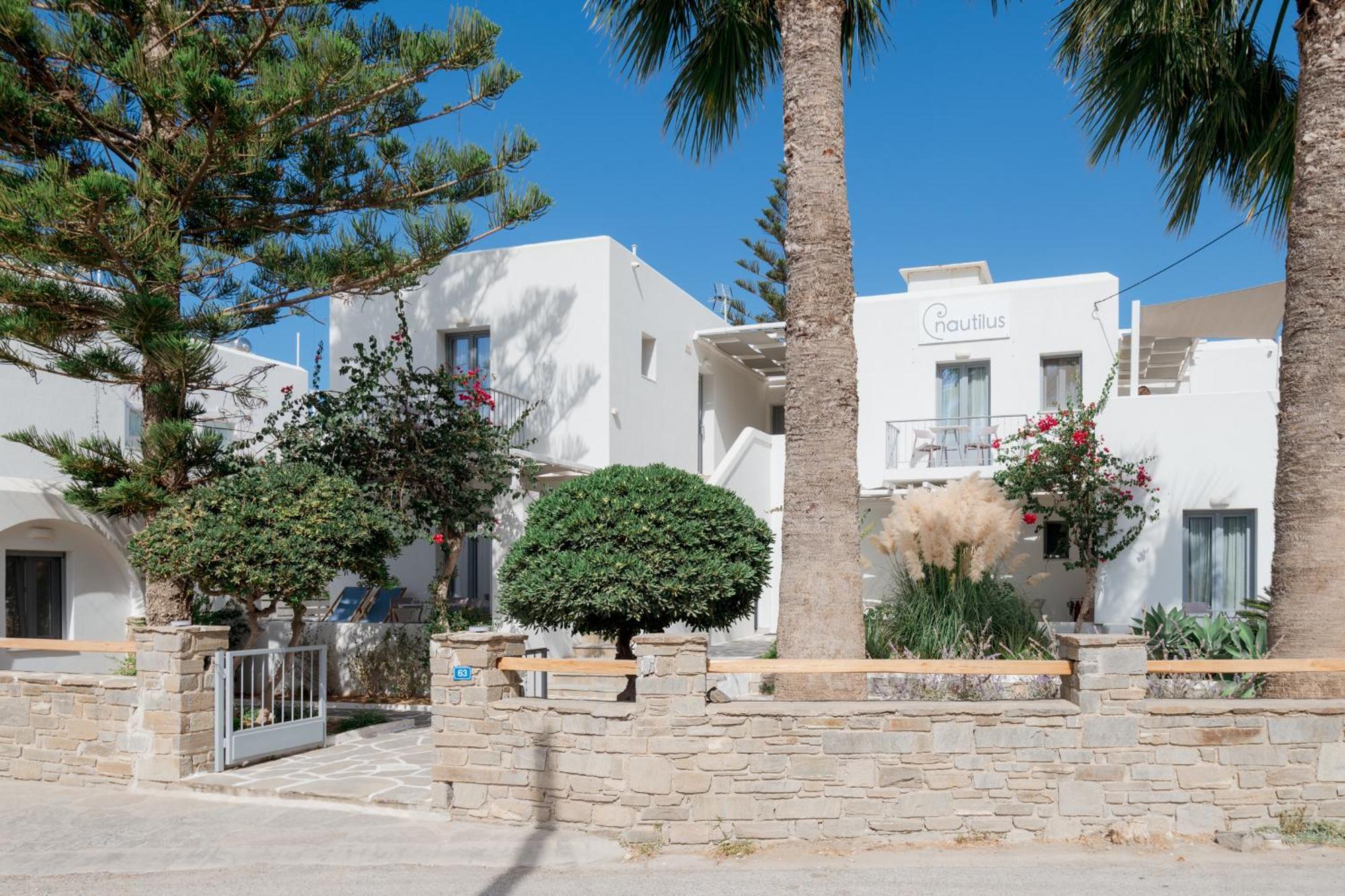 Nautilus Apartments-Suites Páros Buitenkant foto