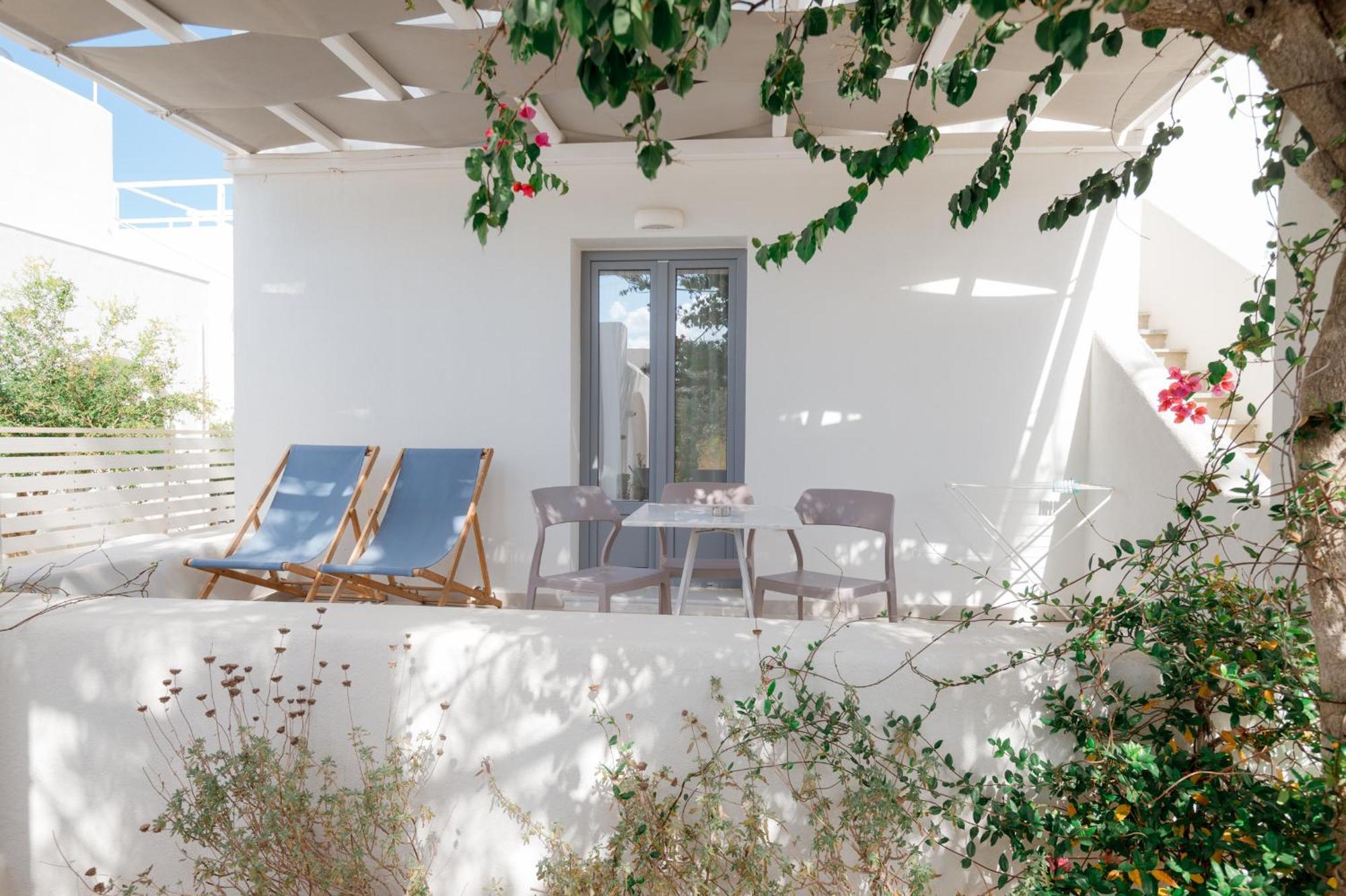 Nautilus Apartments-Suites Páros Buitenkant foto