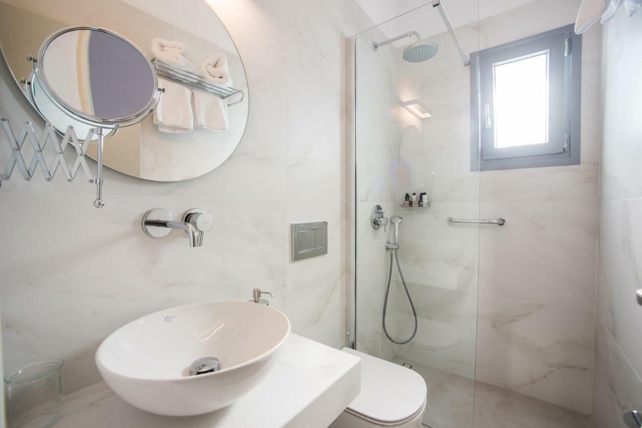 Nautilus Apartments-Suites Páros Buitenkant foto