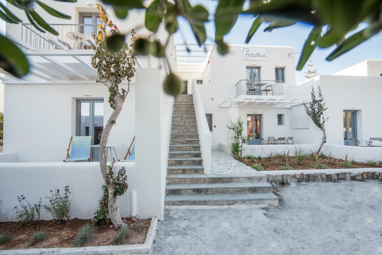 Nautilus Apartments-Suites Páros Buitenkant foto